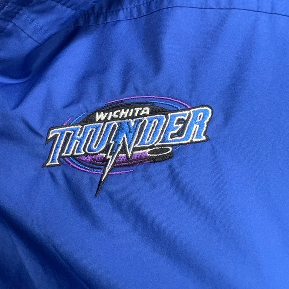‘Gear For Sports’ Wichita Thunder Windbreaker - Picture 5 of 5